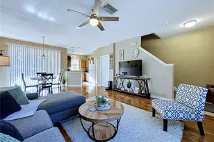 12207 Country White Cir, Tampa, FL 33635 - Photo 9