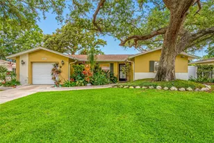 2036 Forest Dr, Clearwater, FL 33763 - Photo 67