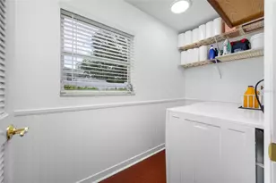 2036 Forest Dr, Clearwater, FL 33763 - Photo 35