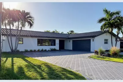 12125 5th Street E, Treasure Island, FL 33706 - Photo 3