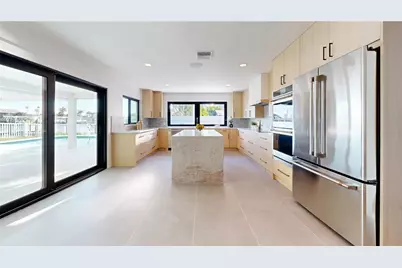 12125 5th Street E, Treasure Island, FL 33706 - Photo 9