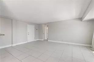 3315 58th Ave S, Saint Petersburg, FL 33712 - Photo 3