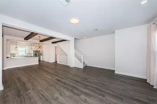 815 Burlington Ave N, Saint Petersburg, FL 33701 - Photo 31