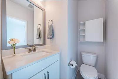 815 Burlington Avenue N, Saint Petersburg, FL 33701 - Photo 43