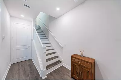 815 Burlington Avenue N, Saint Petersburg, FL 33701 - Photo 29