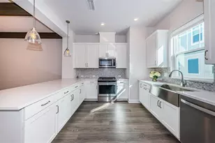 815 Burlington Ave N, Saint Petersburg, FL 33701 - Photo 35