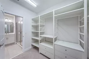 815 Burlington Ave N, Saint Petersburg, FL 33701 - Photo 41