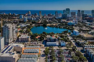 815 Burlington Ave N, Saint Petersburg, FL 33701 - Photo 57