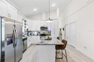 1747 S Oak St, Seffner, FL 33584 - Photo 5