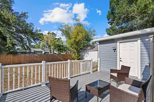 204 6th Ave NW, Ruskin, FL 33570 - Photo 17