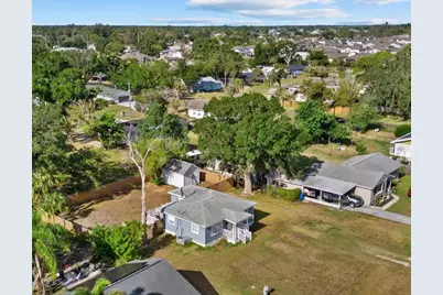 204 6th Avenue NW, Ruskin, FL 33570 - Photo 1