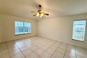 9427 Hunters Pond Dr, Tampa, FL 33647 - Photo 7