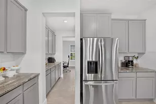 5633 Hawks Cay St, Apollo Beach, FL 33572 - Photo 15