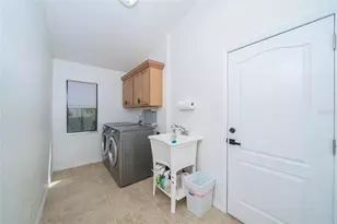 4907 Pointe O Woods Dr, Wesley Chapel, FL 33543 - Photo 27