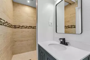 850 Rafael Blvd NE, Saint Petersburg, FL 33704 - Photo 35