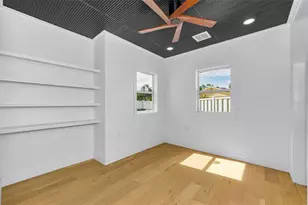 850 Rafael Blvd NE, Saint Petersburg, FL 33704 - Photo 39