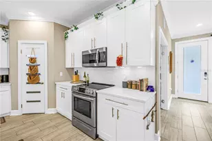 777 52nd Ave N, Saint Petersburg, FL 33703 - Photo 11