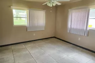 1104 W 14th St, Lakeland, FL 33805 - Photo 11