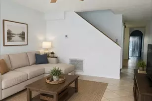 734 Kensington Lake Cir, Brandon, FL 33511 - Photo 15