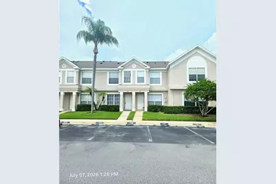 734 Kensington Lake Cir #BRANDON, Brandon, FL 33511 - Photo 1