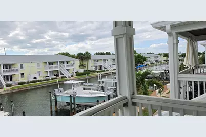 5121 Coquina Key Drive SE #C, Saint Petersburg, FL 33705 - Photo 21