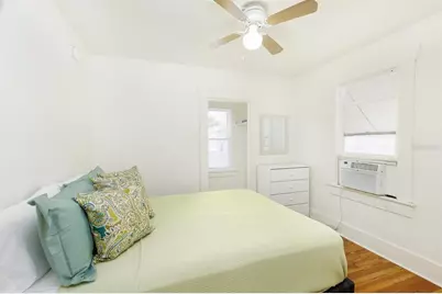 1043 7th Avenue N #1, Saint Petersburg, FL 33705 - Photo 7