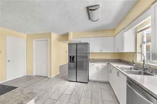 1909 Lido Dr, Brandon, FL 33511 - Photo 23