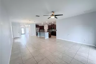 4935 Reflecting Pond Cir, Wimauma, FL 33598 - Photo 9