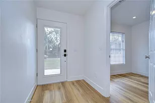 1205 W Hollywood St, Tampa, FL 33604 - Photo 9