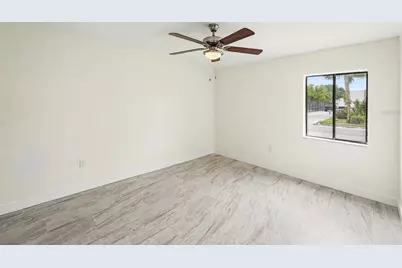 11409 8th Street N #1507, Saint Petersburg, FL 33716 - Photo 13