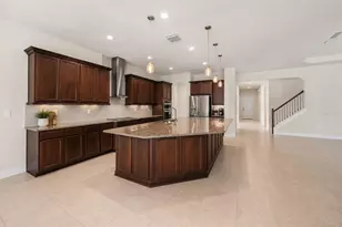 17823 Daisy Farm Dr, Lutz, FL 33559 - Photo 9