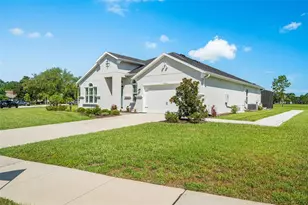 34653 Heavenly Ln, Dade City, FL 33525 - Photo 9