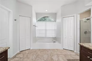 9810 Bennington Dr, Tampa, FL 33626 - Photo 9