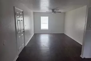 3212 N 50th St, Tampa, FL 33619 - Photo 3