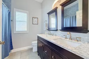 1266 Berkshire Ln, Tarpon Springs, FL 34688 - Photo 29