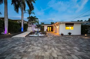 16353 Redington Dr, Redington Beach, FL 33708 - Photo 1