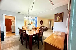 3306 W Burke St, Tampa, FL 33614 - Photo 13
