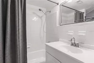 470 3rd Street S, Saint Petersburg, FL 33701 - Photo 17