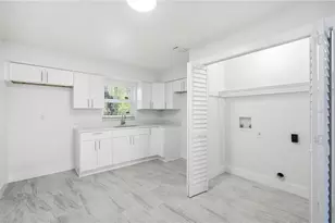 7309 N Hutton Pl, Tampa, FL 33604 - Photo 7
