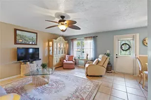 11730 Carissa Ln, New Port Richey, FL 34654 - Photo 7