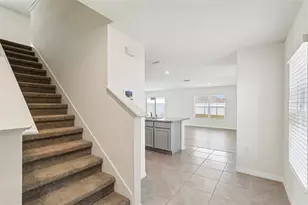 36557 Night Strawberry Ct, Dade City, FL 33525 - Photo 5