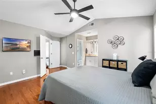 11520 Galleria Dr, Tampa, FL 33618 - Photo 15