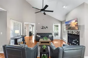 11520 Galleria Dr, Tampa, FL 33618 - Photo 5