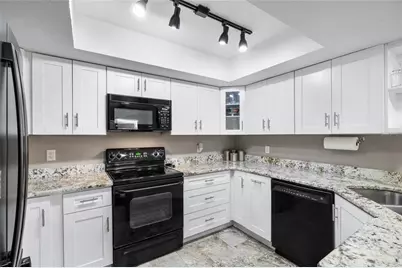11520 Galleria Drive, Tampa, FL 33618 - Photo 11