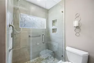 11520 Galleria Dr, Tampa, FL 33618 - Photo 17