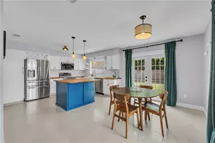 10509 Orange Grove Dr, Tampa, FL 33618 - Photo 9