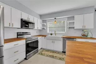 10509 Orange Grove Dr, Tampa, FL 33618 - Photo 15