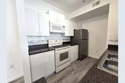 17108 Carrington Park Drive #707, Tampa, FL 33647 - Photo 5