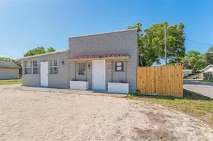 1668 28th Ave N, Saint Petersburg, FL 33713 - Photo 1