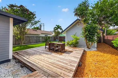 629 6th Avenue N, Saint Petersburg, FL 33701 - Photo 27